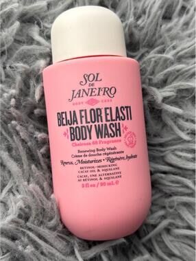 Sol de Janeiro beija flor elasti body wash travel size